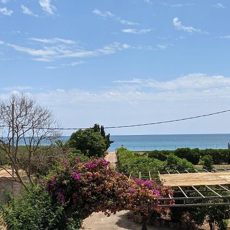 Casa Rural Frente Al Mar La Toscana เลสกาเซส ดัลกานาร์ ภายนอก รูปภาพ
